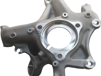 قطعة غيار السيارة